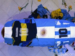 Mengapa Putra Maradona Tak Hadiri Pemakaman Ayahnya?