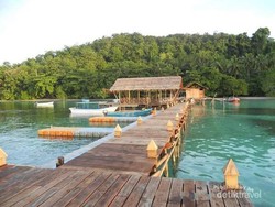 Lagi-lagi Pantai Waiwo Bikin Jatuh Hati