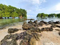 Ini Pantai Paropa Kilo, Si Cantik dari NTB
