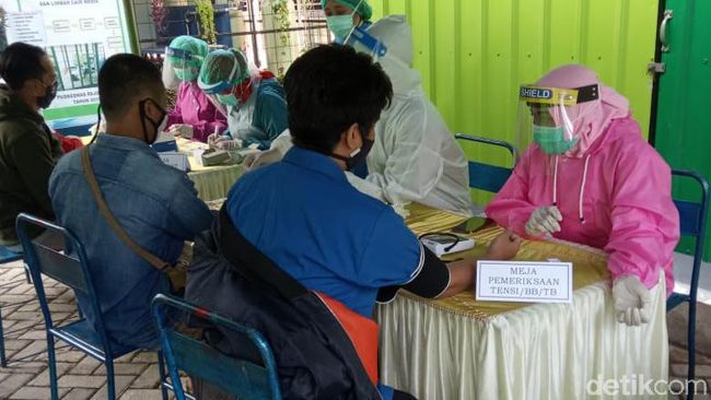 1.550 Pengawas TPS Jalani Rapid Test, yang Reaktif Isolasi Mandiri 1.550 Pengawas TPS Jalani Rapid Test, yang Reaktif Isolasi Mandiri