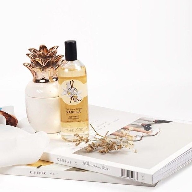 The Body Shop Vanilla Body Mist Fragrance