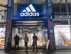 Lockdown China Bikin Merana, Laba Adidas Melorot Hampir 40%
