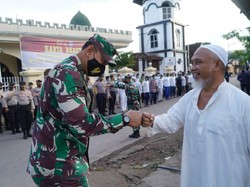 Usai Penurunan Baliho Habib Rizieq, TNI-Ormas Islam di NTB Gotong Royong