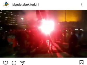 Aksi Dini Hari Suporter Sepakbola di HI Dibubarkan, Ini Kata Polisi