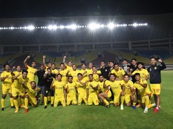 Bhayangkara Gelar Uji Coba, Wali Kota Solo Turut Ambil Bagian