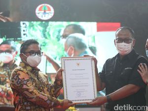 detikcom Raih Penghargaan Konservasi dari KLHK detikcom Raih Penghargaan Konservasi dari KLHK