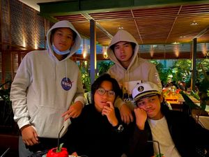 Kiesha Alvaro Sering Nongkrong Bareng Teman Sambil Makan Enak