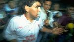 Kilas Balik Sepak Terjang Maradona Sang Tangan Tuhan