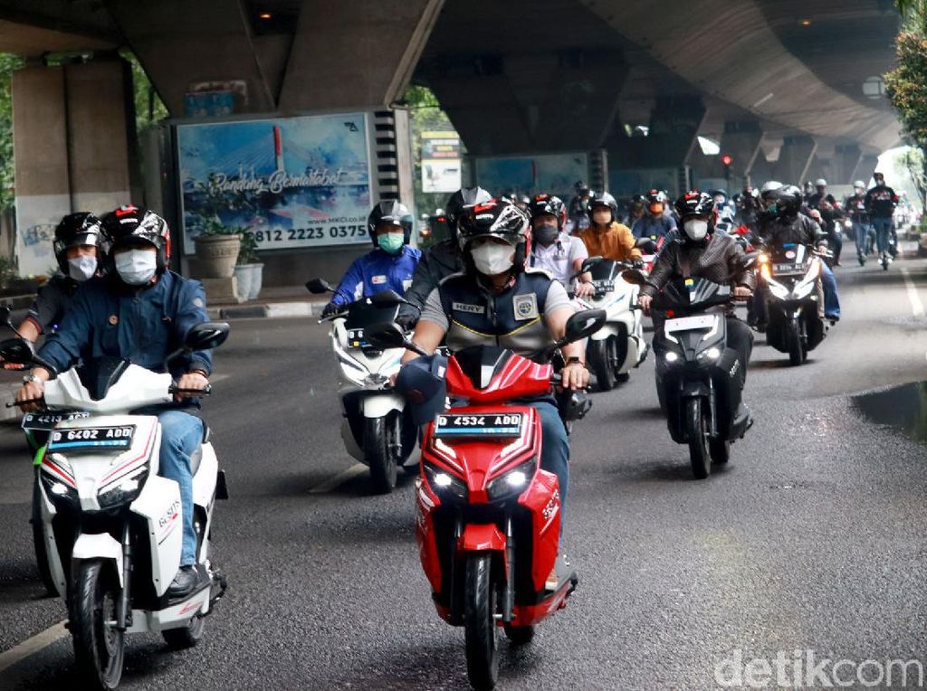 Kalau Semua Pakai Motor Listrik di Jakarta, Polusi Turun Segini