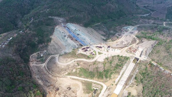 Mengintip Pembangunan Bendungan 71 Meter di Jawa Timur