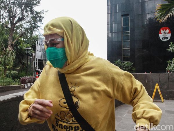 Reaksi Para Saksi OTT Wali Kota Cimahi Setelah Dilepaskan KPK