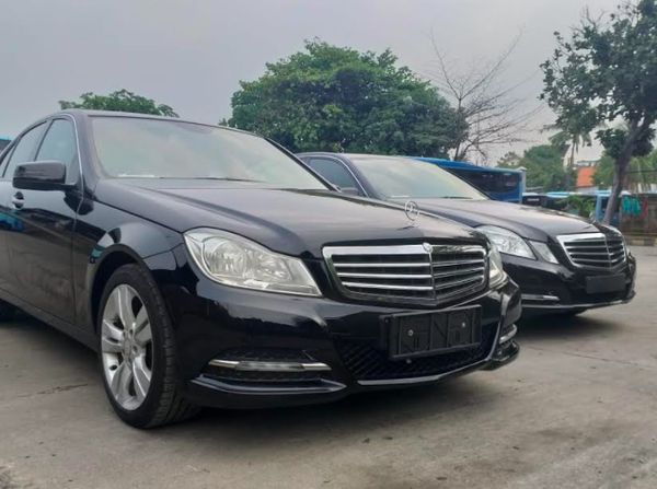Tampang Mercedes-Benz Seharga Daihatsu Ayla