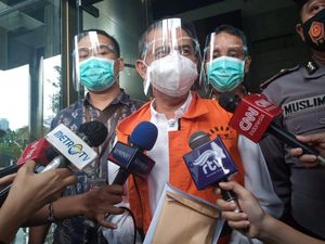 Bantah Terima Suap Perizinan RS, Wali Kota Cimahi: Ini Ketidaktahuan Saya Bantah Terima Suap Perizinan RS, Wali Kota Cimahi: Ini Ketidaktahuan Saya