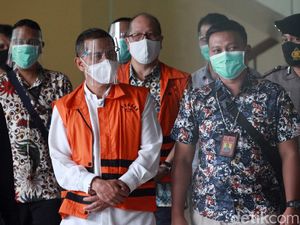 Wali Kota Cimahi Jadi Tersangka dan Diborgol KPK