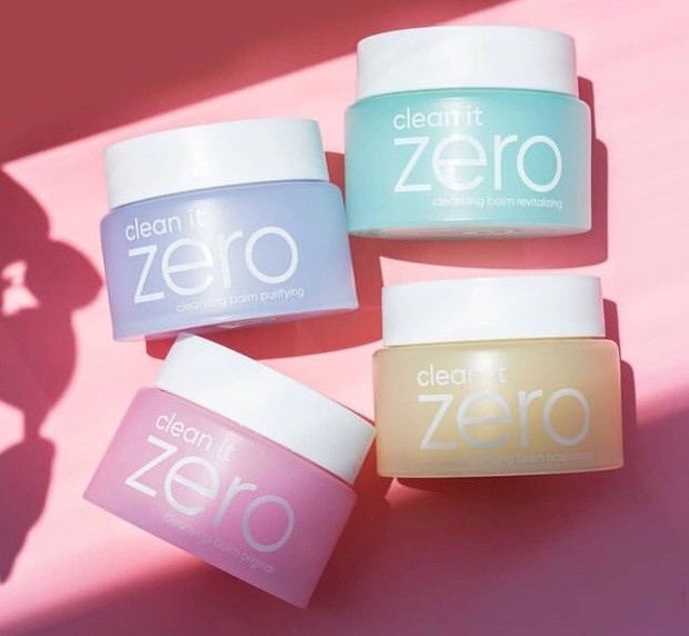 Brand ini sudah terkenal dengan cleansing balm nya yang sangat ampuh untuk menghapus makeup.