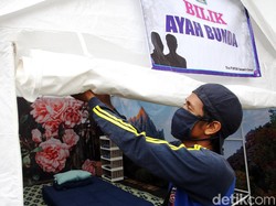 Kontroversi Bilik Asmara di Barak Pengungsian Gunung Merapi