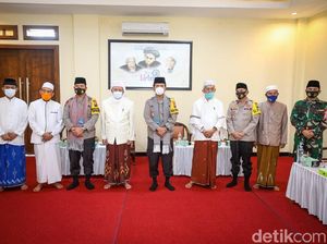 Jelang Pilkada, Kapolda Jatim Kunjungi Ponpes Lirboyo dan Al Amien