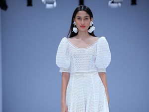 10 Koleksi Barli Asmara di Jakarta Fashion Week 2021 10 Koleksi Barli Asmara di Jakarta Fashion Week 2021