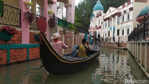 Tak Perlu ke Luar Negeri, Ini Tempat Wisata yang Mirip Menara Eiffel cs