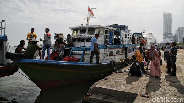 Melihat Ramainya Wisatawan ke Pulau Seribu Jelang Libur Akhir Tahun