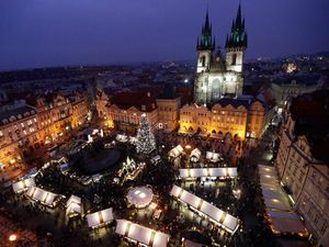 Potret Pasar Natal Sebelum dan Saat Pandemi di Eropa