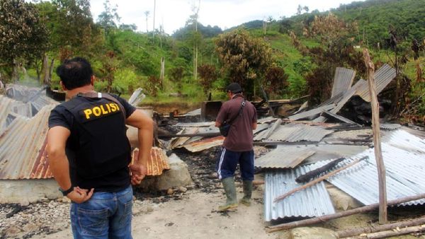 Kondisi Rumah yang Dibakar Kelompok Teroris MIT di Sigi