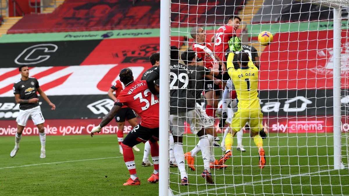 Manchester United tertinggal 0-2 dari Southampton di babak pertama (Foto: Getty Images/Mike Hewitt)