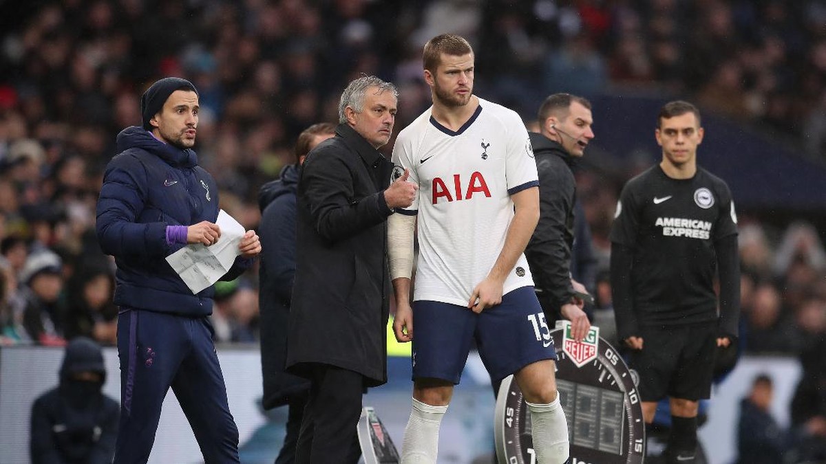 Jose Mourinho sukses bikin Tottenham Hotspur tampil oke. (Foto: Getty Images/Catherine Ivill)
