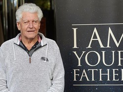 Mark Hamill Kenang Dave Prowse Lebih dari Darth Vader