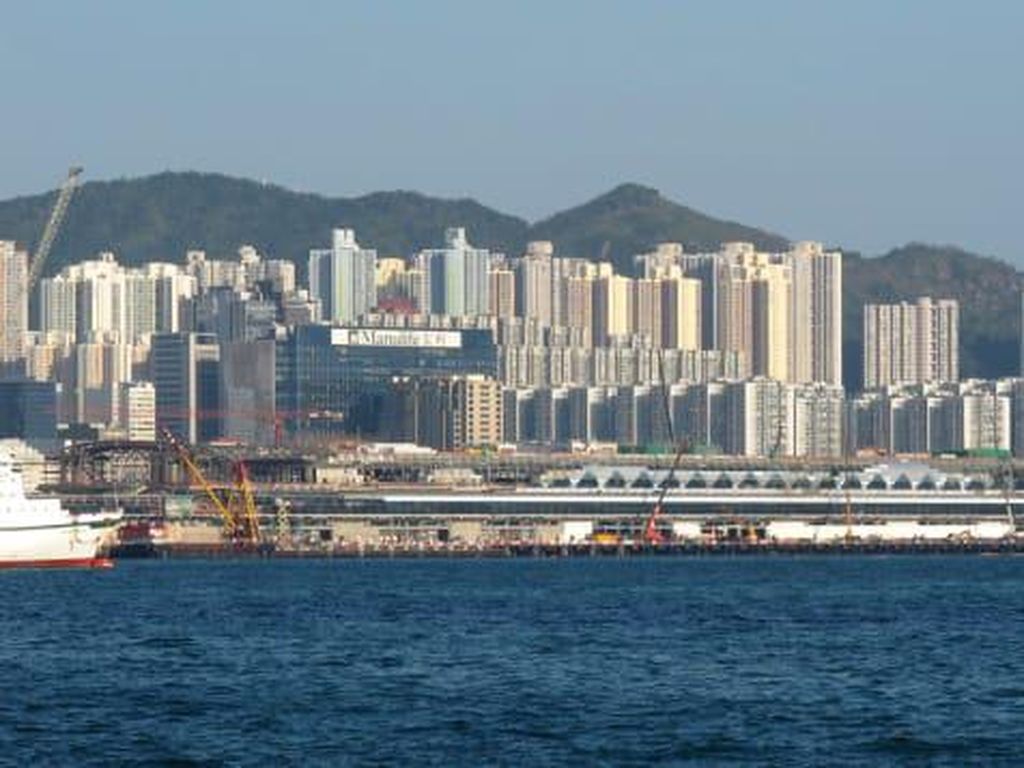 Pejabat Hong Kong Timbun Uang di Rumah, Ini 3 Fakta Menariknya Pejabat Hong Kong Timbun Uang di Rumah, Ini 3 Fakta Menariknya