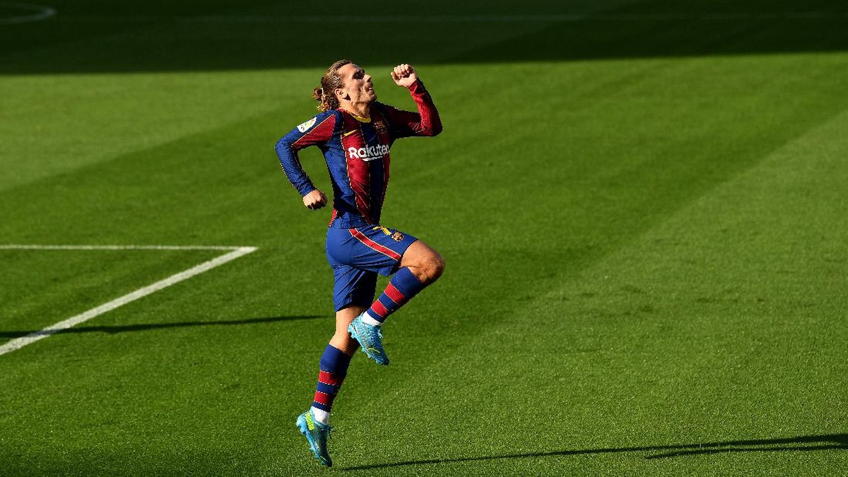 Antoine Griezmann mencetak satu gol kala Barcelona mencukur Osasuna 4-0. (Foto: Getty Images/David Ramos)