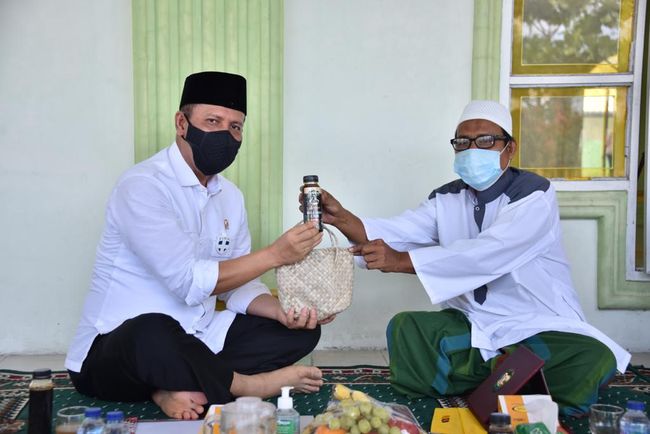 BNPT Tinjau Deradikalisasi Mantan Napi Teroris di Ponpes Al-Hidayah BNPT Tinjau Deradikalisasi Mantan Napi Teroris di Ponpes Al-Hidayah