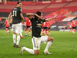 MU Vs Wolves: Kans Cavani Samai Rekor Ini sebagai Pemain Pengganti