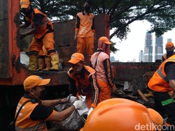 Kebakaran di Petamburan II Hanguskan 12 Rumah, 100 Warga Mengungsi