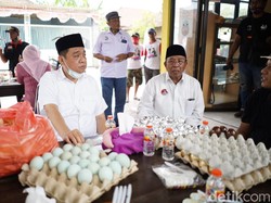 Peternak Bebek dan Perajin Telur Asin di Sidoarjo Sambat ke Cabup Ini