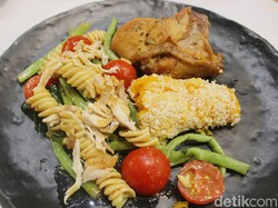 KFC Naughty by Nature: Menu Sehat Paduan Salad dan Fried Chicken