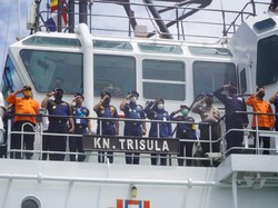 Kemenhub Gelar Latihan Atasi Tumpahan Minyak di Selat Sunda