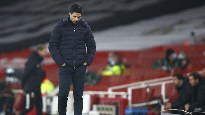 Arsenals manager Mikel Arteta reacts following the English Premier League soccer match between Arsenal and Wolverhampton Wanderers at Emirates Stadium, London, Sunday, Nov. 29, 2020. (Julian Finney/Pool via AP)