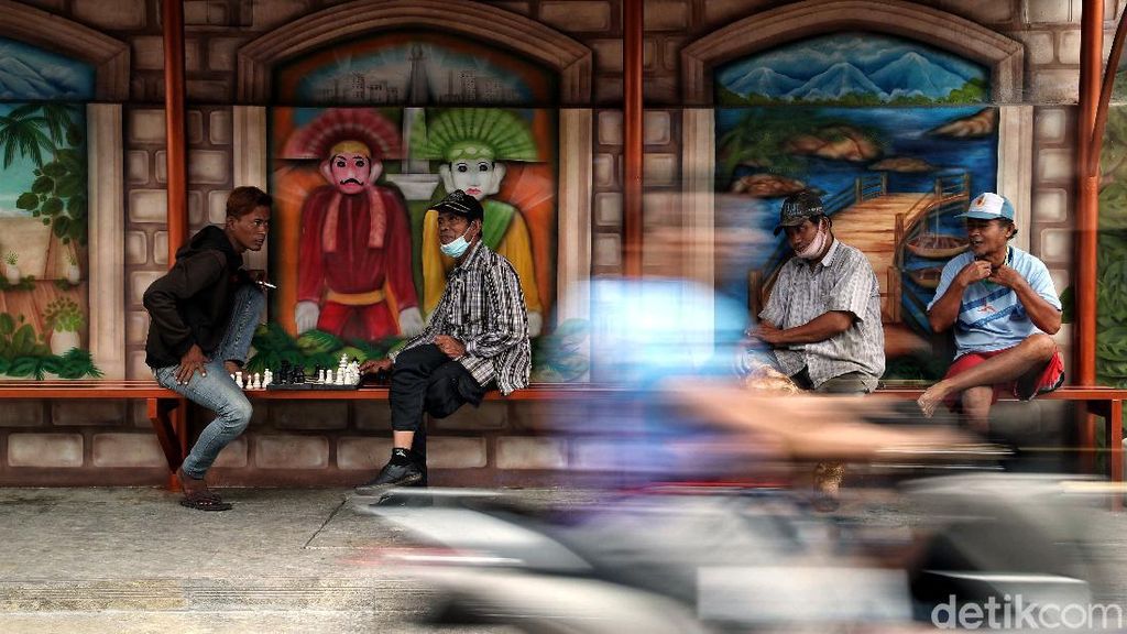 Mural Warna-warni Budaya Betawi di Utara Jakarta