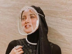 Diduga Saling Sindir, Olla Ramlan dan Suami Perlihatkan Fakta Beda