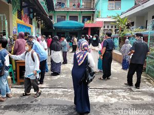 Santri Ponpes Al-Mutawally yang Positif COVID-19 Dibawa Pulang Ortu