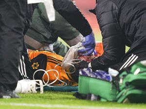 Usai Adu Kepala dengan David Luiz, Jimenez Gimana?