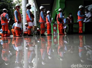 Ratusan Petugas PPSU Jalani Sertifikasi Keterampilan Kerja Ratusan Petugas PPSU Jalani Sertifikasi Keterampilan Kerja