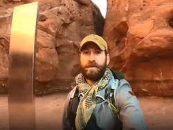 Tugu Logam Misterius di Gurun AS Menghilang, Apa yang Terjadi?