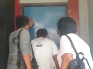 Viral Polisi Ditolak Periksa Napi Lapas Kasongan, Ini Penjelasan Ditjen PAS Viral Polisi Ditolak Periksa Napi Lapas Kasongan, Ini Penjelasan Ditjen PAS