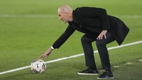 Ketiga, permainan Real Madrid mudah ditebak. Los Blancos tidak memiliki elemen kejutan dalam hal perubahan taktis (AP/Bernat Armangue)