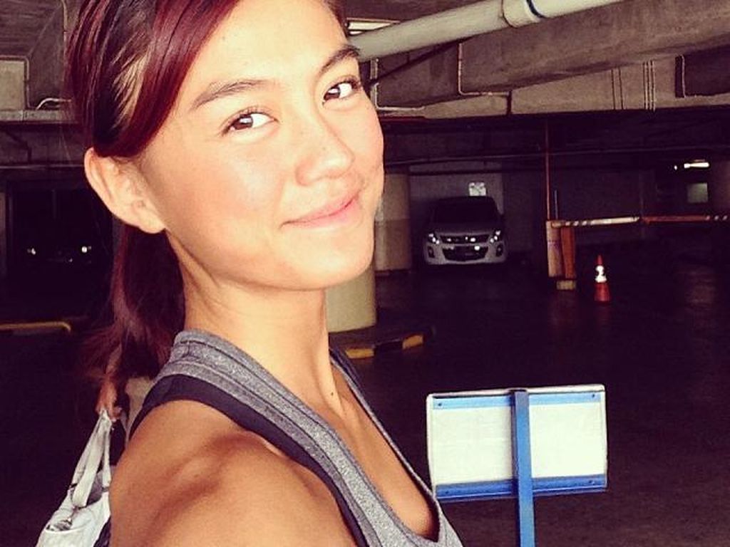 Agnez Mo Unggah Foto Jadul Sang Ibu, Parasnya Disebut Netizen Bak Primadona Agnez Mo Unggah Foto Jadul Sang Ibu, Parasnya Disebut Netizen Bak Primadona
