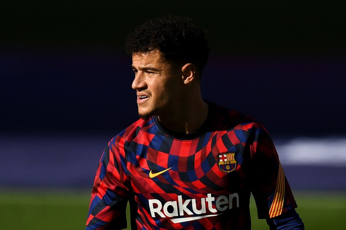 BARCELONA, SPAIN - NOVEMBER 29: Philippe Coutinho of FC Barcelona looks on during the warm up prior to the La Liga Santader match between FC Barcelona and C.A. Osasuna at Camp Nou on November 29, 2020 in Barcelona, Spain. (Photo by David Ramos/Getty Images)