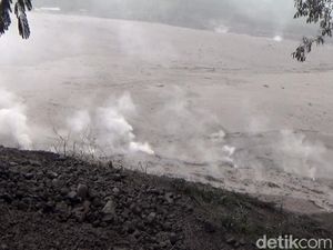 Semeru Meletus, #prayforsemeru Menggema di Twitter