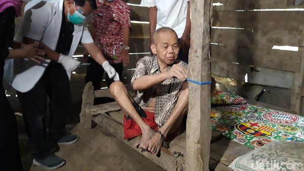 Kakek Asal Boyolali Ini Dipasung Selama 8 Tahun di Kandang Sapi